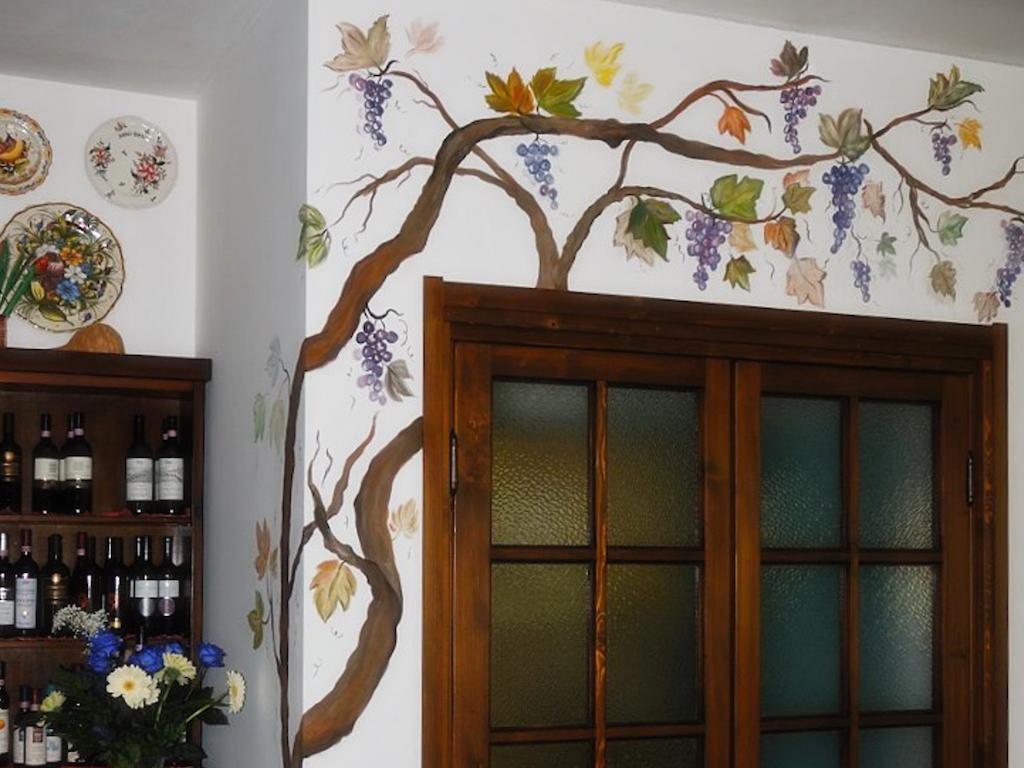 Hotel Ristorante Sassi Rossi Taceno Exterior foto